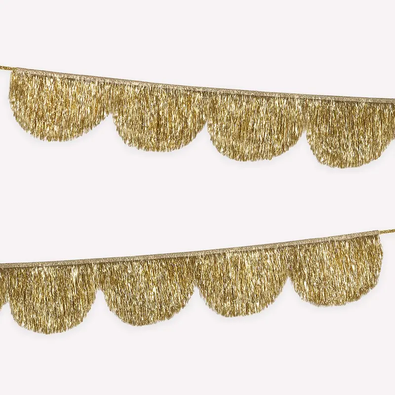Gold Tinsel Scallop Garland